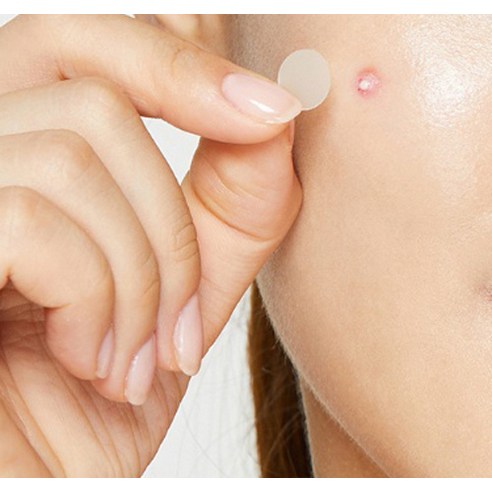 COSRX Acne Pimple Master Patch لاصقات كوسركس لعلاج الحبوب للعناية والتهدئة