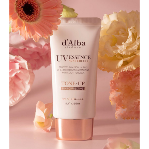 DALBA Waterfull Tone-Up Sunscreen (SPF50+ PA++++) دالبا كريم واقي من الشمس بتأثير تفتيح البشرة وحماية