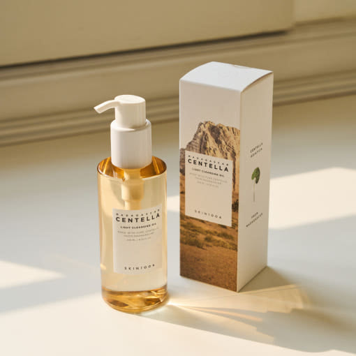 SKIN1004 Madagascar Centella Light Cleansing Oil زيت تنظيف سنتيلا من مدغشقر