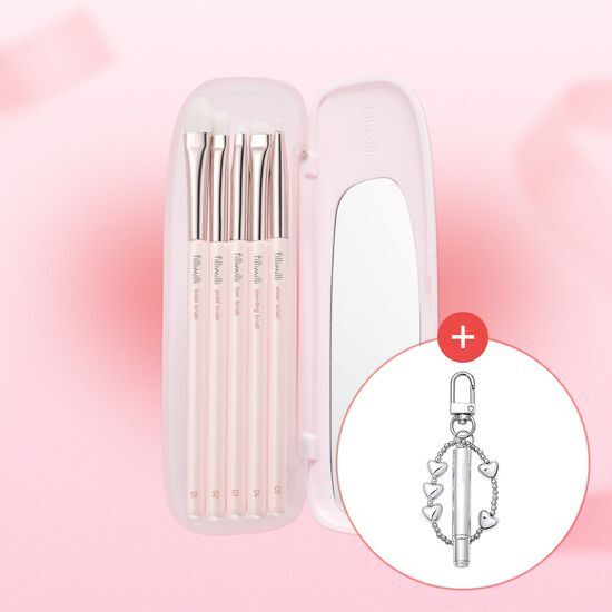 Fillimilli Eye Brush Pro Collection مجموعة فُرش العيون من فيليميلي – إصدار الباليه (5 فُرش + فرشة شفاه على شكل ميدالية) لمسة راقية وناعمة لعينيك